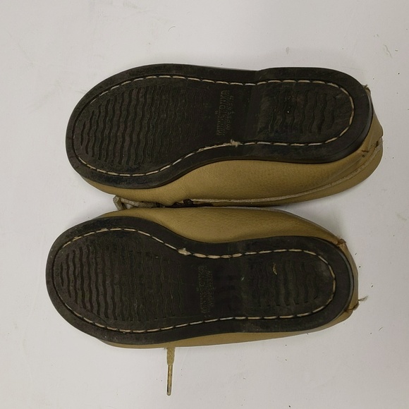 Minnetonka Kids Leather And Beaded Moccasins - Picture 6 of 8